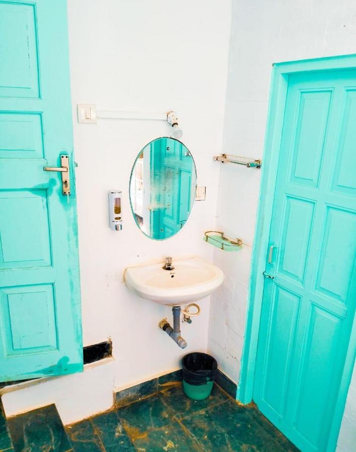 ホテル The Turquoiise House モージム エクステリア 写真